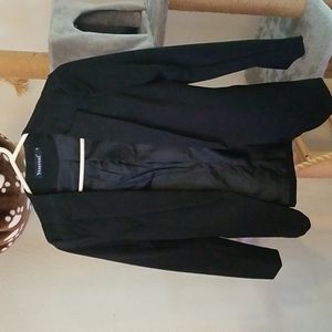 Yesereal Black blazer, size medium